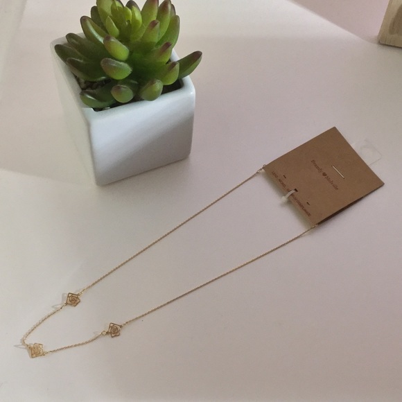 Dainty Rose necklace - Picture 1 of 3